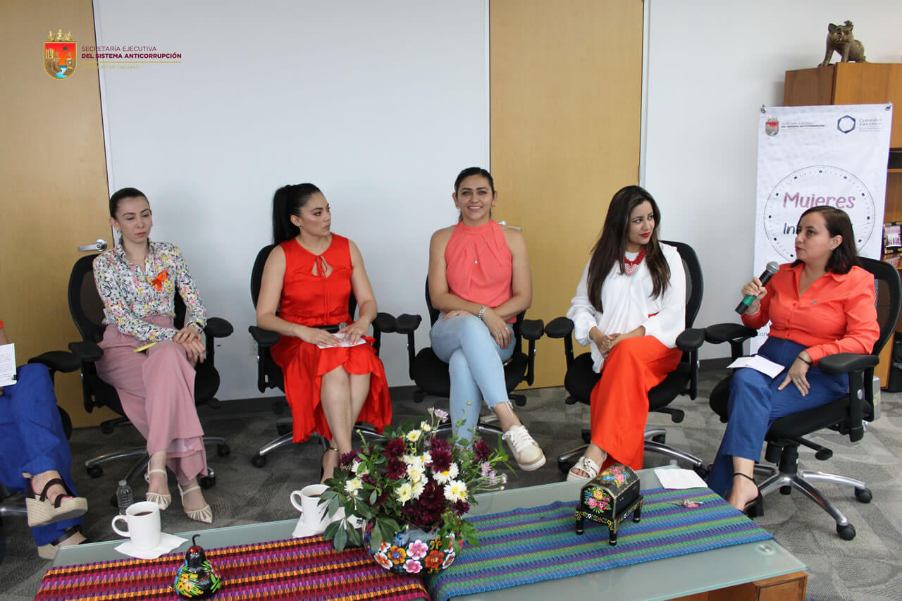 Mesa de diálogo Mujeres por la Integridad en Chiapas, hablando de: Derechos de la niñez y las juventudes