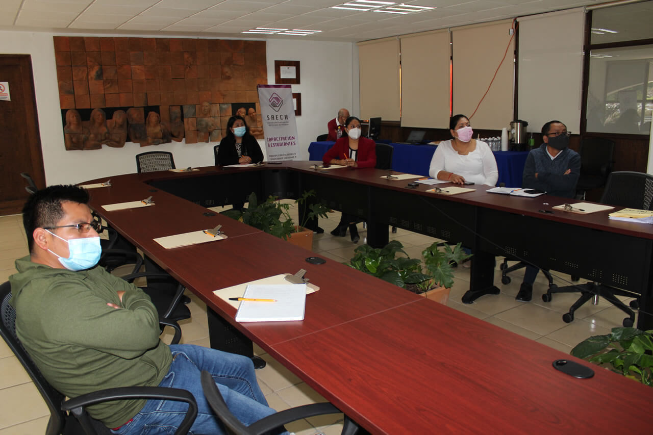 Capacitación a Estudiantes de la Universidad Intercultural de Chiapas